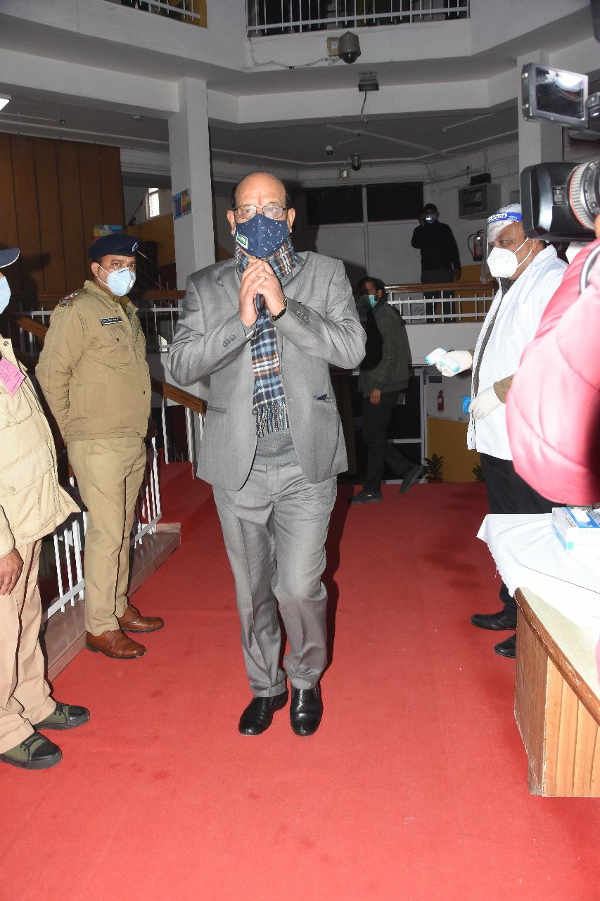 उत्तराखंड शीतकालीन सत्र शुरू, सत्र से पहले विधायकों ने किया योगा। 5 cabinetministersubodhuniyalatvidhansabha 18896298722121974722.