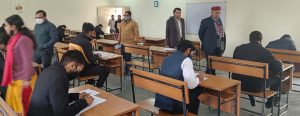 उत्तराखंड टेक्निकल यूनिवर्सिटी में शुरू हुई सेमेस्टर परीक्षाएं, डिजिटली प्रक्रिया के तहत परिक्षाएं कई मायनों में अहम | UTU semester exam 3 utu exam