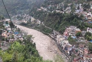 उत्तराखंड में फिर जारी हुआ यैलो अलर्ट, अब इन 4 जिलों में होगी सबसे ज्यादा बारिश, अगले 2 सप्ताह तेज बारिश के आसार | Uttarakhand Heavy Rainfall Yellow Alert 4 Uttarakhand Monsoon Update