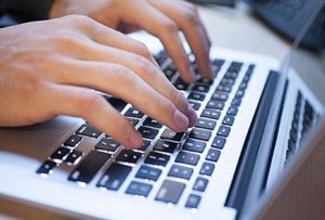 शिक्षा मंत्री का बड़ा ऐलान, जल्द होंगी 8 हजार शिक्षकों की भर्ती, नए पाठ शामिल करने की भी योजना | Teacher Recruitment In Uttarakhand 4 Teacher Recruitment In Uttarakhand