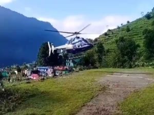 Madmaheshwar Valley : पुल टूटने से रास्ते में फसे 250 यात्री, हेली सेवा से जारी रेस्क्यू | Rescue Operation continues in Madmaheshwar Valley 5 Rescue Operation continues in Madmaheshwar Valley