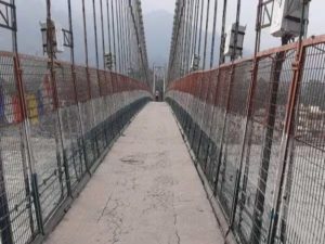 Rishikesh's Ramjhula closed for Tourist