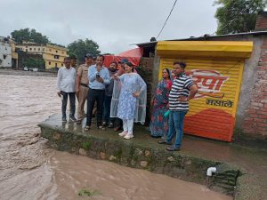 Rishikesh Mayar inspected rain affected areas