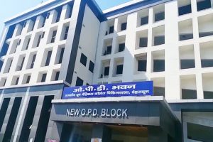 Doon Medical College के 8 से 10 डॉक्टरों ने दिया इस्तीफा, जानिए वजह | Many Doctors Resigned from Doon Medical College 2 doon medical college