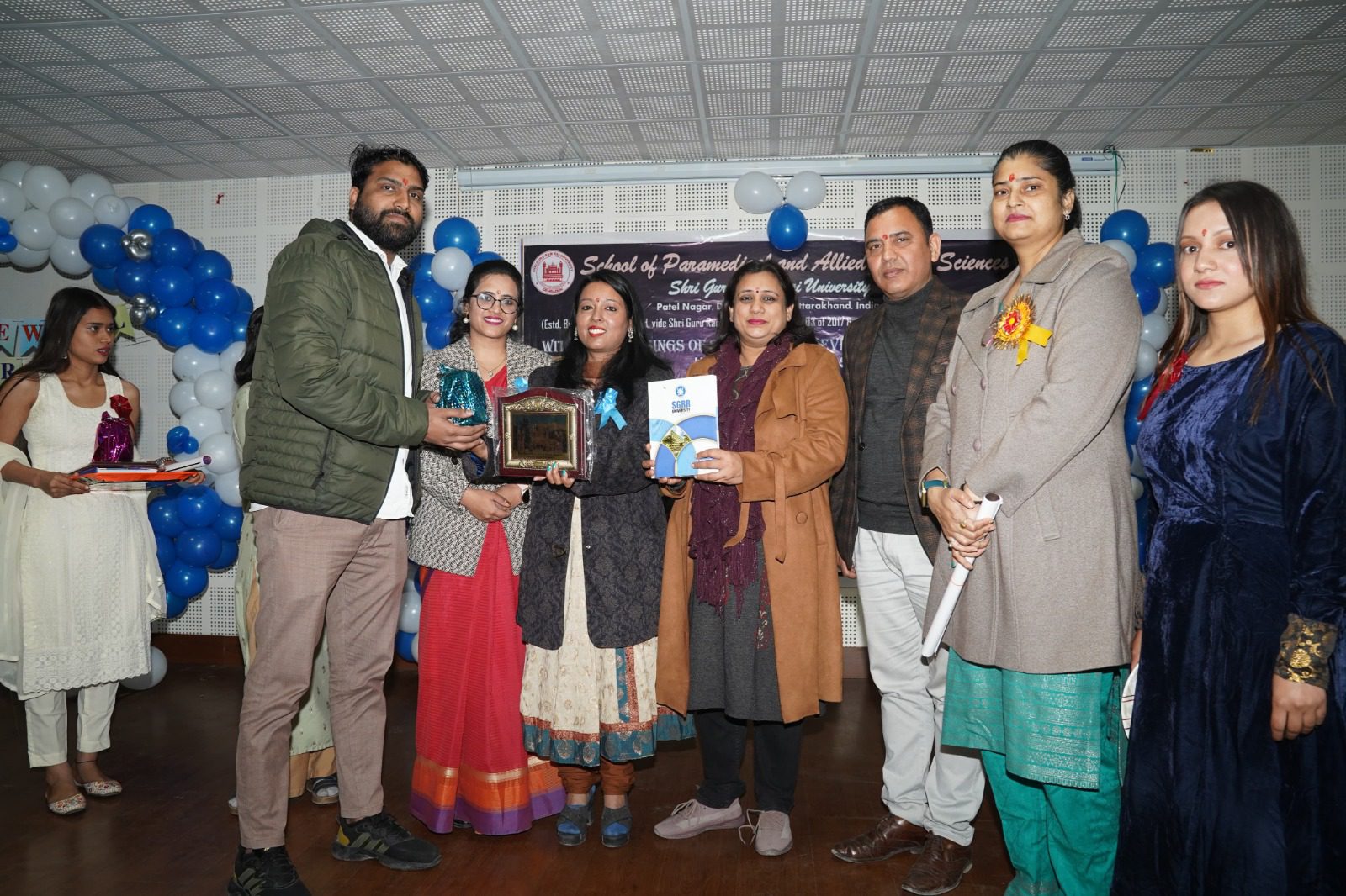 SGRR स्कूल ऑफ पैरामेडिकल एण्ड एलाईड हैल्थ सांइसेज द्वारा हुआ फ्रैशरस पार्टी का आयोजन, कुलदीप सिंह मिस्टर फेयरवैल व देवांशी रावत मिस फेयरवैल चुने गए 3 IMG 20231230 WA0023