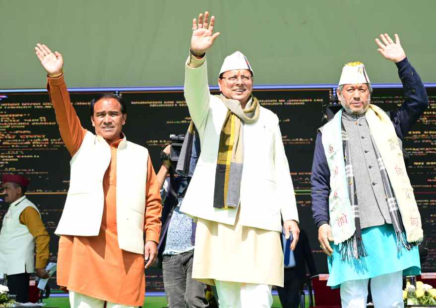 सीएम ने गौचर में आयोजित नंदा-गौरा महोत्सव में किया प्रतिभाग, गौचर में मुख्यमंत्री के रोड शो में उमड़ा जन सैलाब, 400 करोड़ के विकास कार्यो की दी सौगात 1 IMG 20240215 WA0052