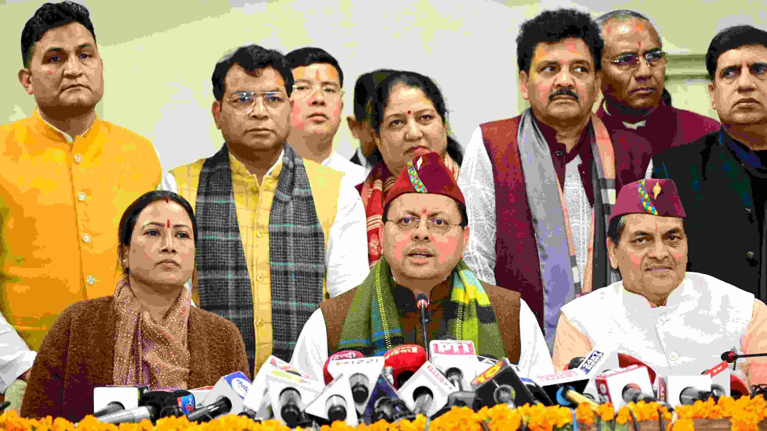 समान नागरिकता कानून महिलाओं को कुरीतियों और रूढ़िवादी प्रथा से दूर करते हुए सर्वांगीण उन्नति का रास्ता: मुख्यमंत्री धामी 1 UCC DHAMI scaled