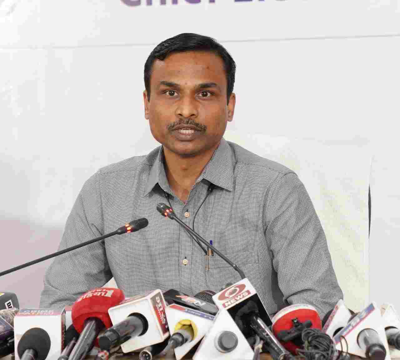 लोकसभा चुनाव को लेकर वोटर लिस्ट फाइनल, उत्तराखंड में मतदान के लिए बनाए गए 11 हजार 729 पोलिंग स्टेशन 1 IMG 20240329 WA0024