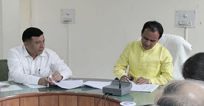 उत्तराखंड के सरकारी स्कूलों के बच्चे होंगे स्मार्ट, स्मार्टशाला से अच्छादित होंगे 3700 राजकीय विद्यालय 1 dhan singh rawat 1655988337 2