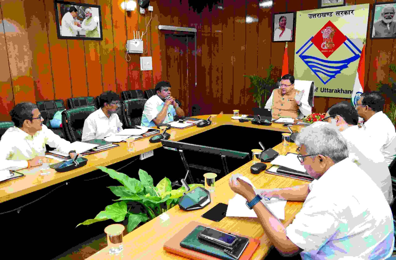 CM Photo 03 dt scaled