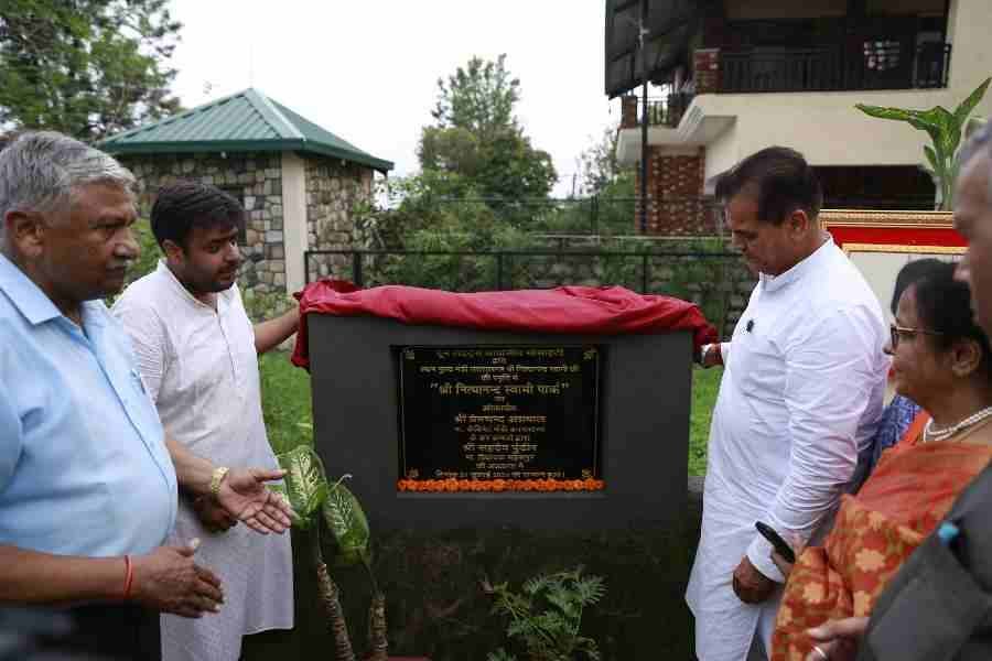 मंत्री प्रेमचंद अग्रवाल ने उत्तराखंड के प्रथम मुख्यमंत्री की स्मृति में आयोजित कार्यक्रम में किया प्रतिभाग, नित्यानंद स्वामी पार्क का भी किया उद्घाटन 1 c1 20240721 20200213