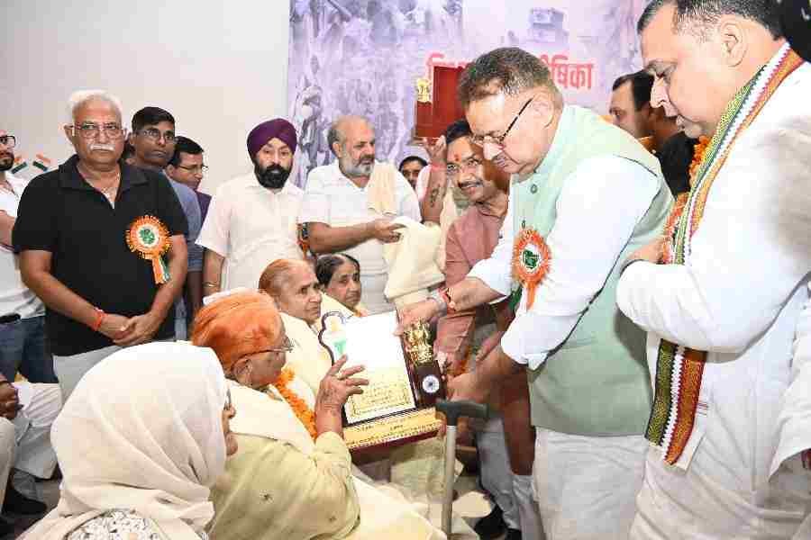 देवभूमि रजत उत्सव कार्यक्रम का राज्यसभा सांसद नरेश बंसल ने किया शुभारम्भ 1 c1 20240814 22491869