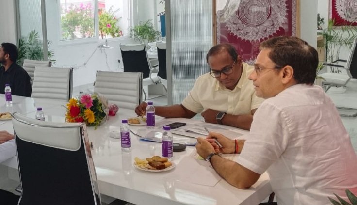 पशुपालन मंत्री की अध्यक्षता में हुई बैठक, पशुओं में लम्पी स्कीन रोग के सम्भावित प्रकोप के रोकथाम एवं नियंत्रण को लेकर मंत्री ने दिए निर्देश 1 IMG 20240928 WA0060