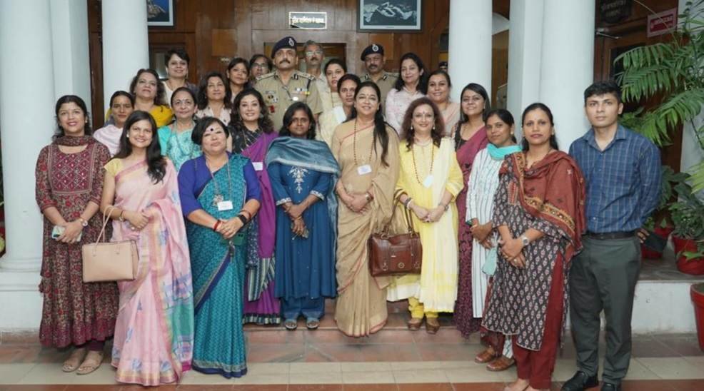 फ्लो उत्तराखंड और उत्तराखंड पुलिस ने महिलाओं की सुरक्षा और साइबर क्राइम पर जागरूकता बढ़ाने के लिए सेमिनार का किया आयोजन 1 IMG 20240930 WA0037 compressed