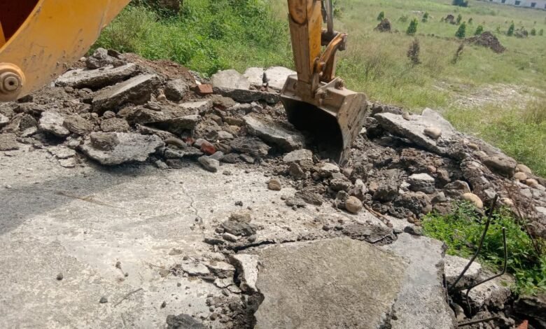 MDDA ने 32 बीघा भूमि पर अवैध प्लाटिंग को किया ध्वस्त 1 WhatsApp Image 2024 09 05 at 7.18.55 PM 780x470 1
