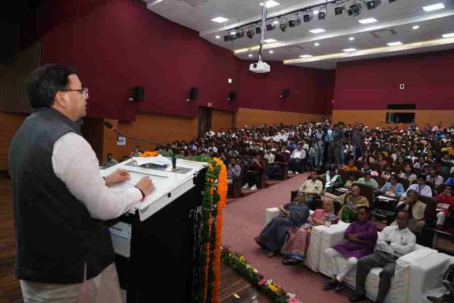 मुख्यमंत्री धामी ने उत्तराखंड भाषा संस्थान द्वारा आयोजित ’हिंदी दिवस समारोह-2024’ में किया प्रतिभाग 1 c1 20240914 23101391