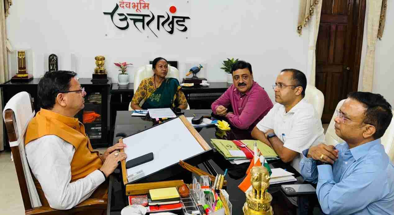 मुख्यमंत्री ने ली अधिकारियों की उच्चस्तरीय बैठक, कहा – आपदा से क्षतिग्रस्त क्षेत्रों में पुनर्निर्माण हेतु समयबद्ध कार्यवाही की जाए 1 IMG 20241001 WA0050