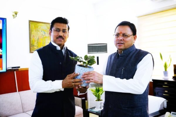 मुख्यमंत्री पुष्कर सिंह धामी से राजस्थान के कैबिनेट मंत्री कर्नल राज्यवर्धन सिंह राठौर ने की शिष्टाचार भेंट 1 IMG 20241019 WA0167 scaled e1729342810776