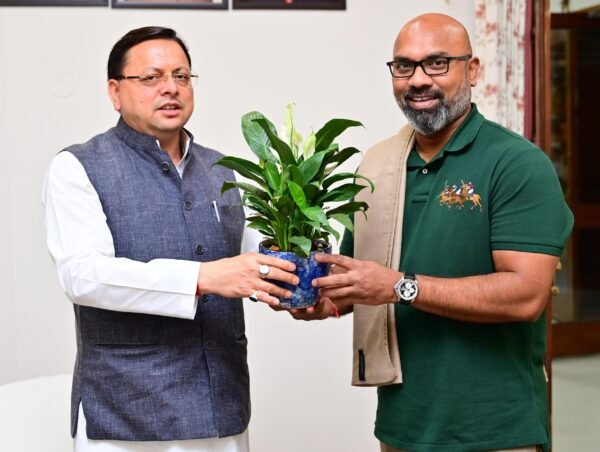 मुख्यमंत्री पुष्कर सिंह धामी से निजामाबाद तेलंगाना के लोकसभा सांसद अरविंद धर्मपुरी ने की शिष्टाचार भेंट 1 IMG 20241019 WA0216 scaled e1729352018546