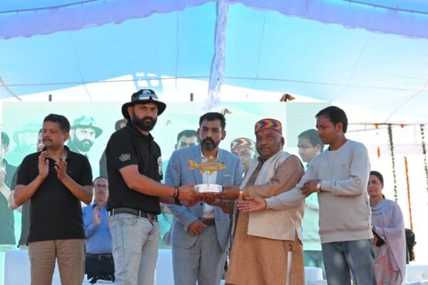 तीन दिवसीय नयार उत्सव-2024 का भव्यता के साथ हुआ समापन, साहसिक खेल प्रेमियों का इतनी भारी संख्या में प्रतिभाग करना सुनहरे भविष्य की झलक 1 IMG 20241026 WA0039 e1729949108888