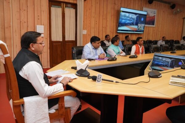 सीएम धामी ने घोड़ाखाल सैनिक विद्यालय के वार्षिक समारोह को किया वर्चुअल संबोधित, विद्यालय में सिंथेटिक ट्रैक युक्त स्टेडियम और कृत्रिम घास युक्त फुटबॉल मैदान बनाने की 2 घोषणा 1 IMG 20241026 WA0059 scaled e1729957421113