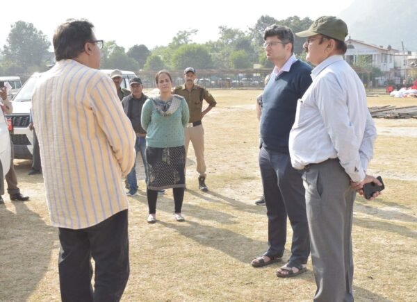 डीएम संदीप तिवारी ने लिया गौचर मेले की तैयारियों का जायजा, दिए निर्देश.. 1 WhatsApp Image 2024 11 07 at 19.02.41 a3865123 e1730999944551