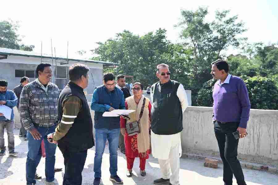 10 करोड़ की लागत से एमडीडीए द्वारा गढ़ी कैंट क्षेत्र में बनाया जा रहा है भव्य कम्युनिटी हॉल 1 c1 20241120 17022962 1