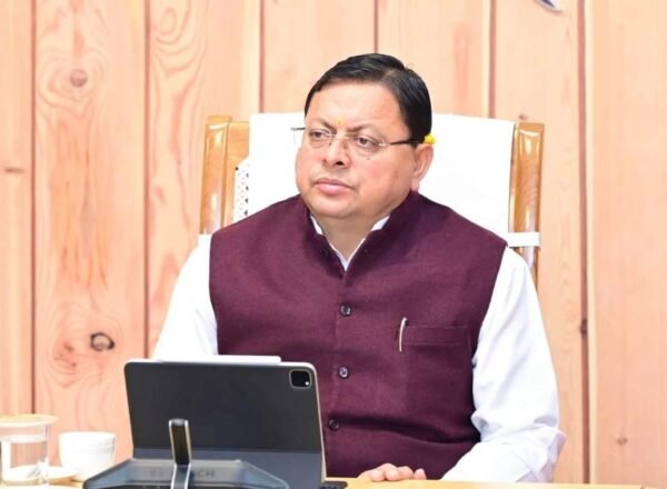 उत्तराखंड सरकार लेगी हादसे में माता-पिता खोने वाली बच्ची की जिम्मेदारी, मुख्यमंत्री पुष्कर सिंह धामी ने दी जानकारी 1 cm dhami 3 jpg.webp e1730804495156