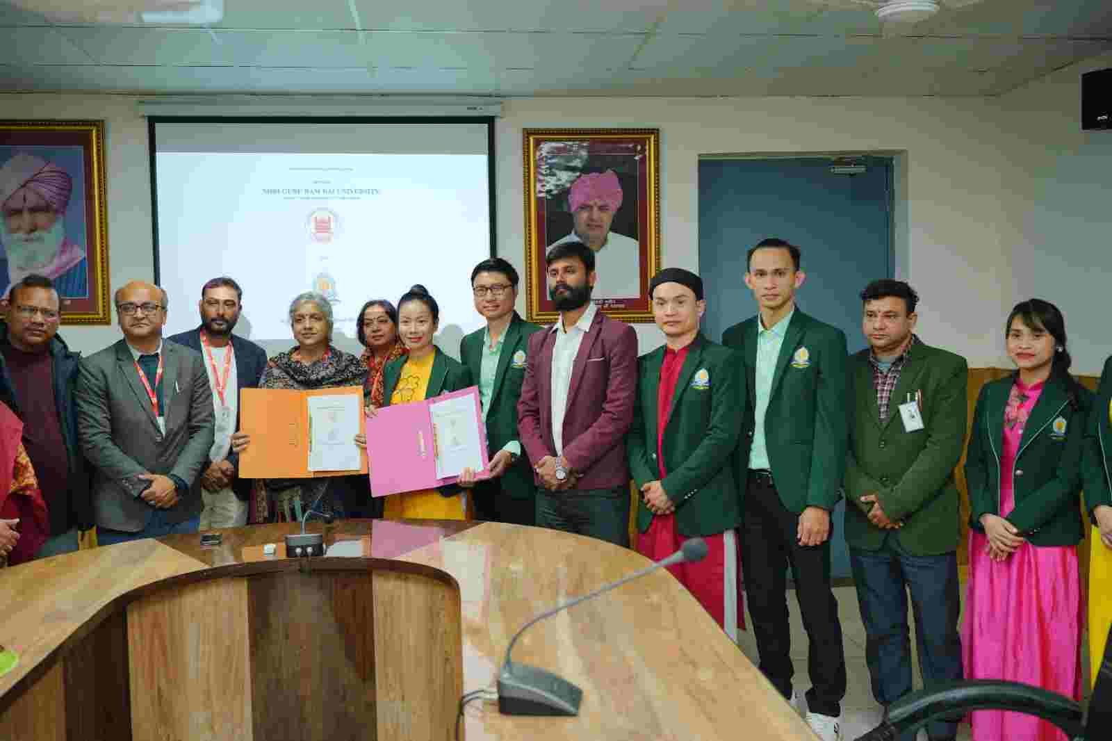 श्री गुरु राम राय विश्वविद्यालय और वियतनाम की ग्रीनलाइफ कंपनी के बीच एमओयू 1 IMG 20250211 WA0032