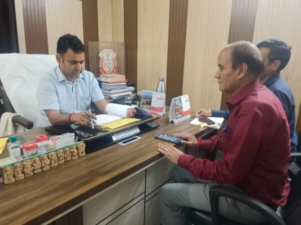 बीकेटीसी सीईओ विजय प्रसाद थपलियाल ने ली श्री बदरीनाथ – केदारनाथ मंदिर समिति की वर्चुअल बैठक, यात्री विश्राम गृहों की व्यवस्थाओं में सुधार के दिये निर्देश 5 IMG 20250402 WA0089 e1743614723297