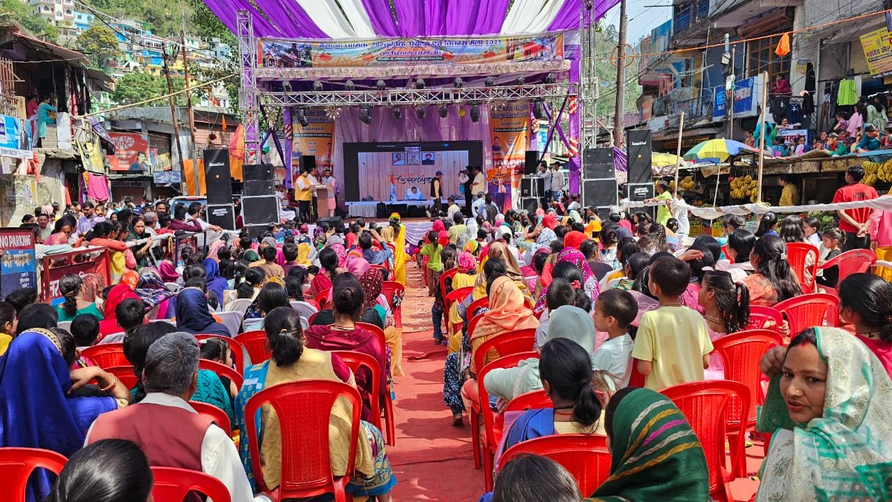 मुख्यमंत्री ने वर्चुअल माध्यम से कर्णप्रयाग में आयोजित बैशाखी धार्मिक पर्यटन, सांस्कृतिक एवं विकास मेला-2025 को किया संबोधित 1 IMG 20250414 WA0006