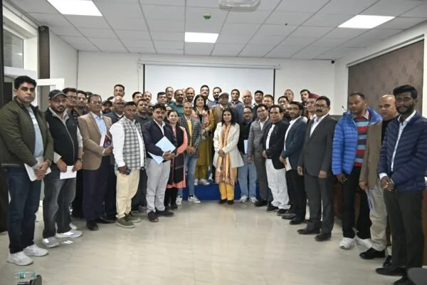 स्वयं के राजस्व स्रोत से स्वावलम्बी बनेंगी पंचायतें – निदेशक निधि यादव 1 RJS8243 e1764169084186