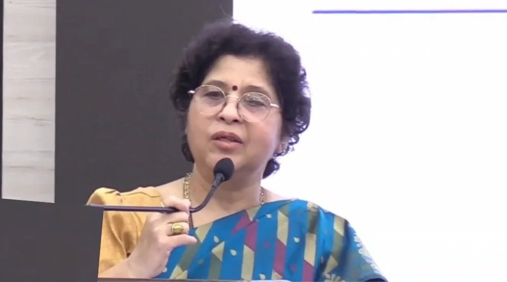 स्वास्थ्य महानिदेशक ने अधिकारियों को स्वास्थ्य सेवाओं की गुणवत्ता, बायोमेट्रिक उपस्थिति समेत दिए विभिन्न निर्देश 1 Dr Sunita tamta