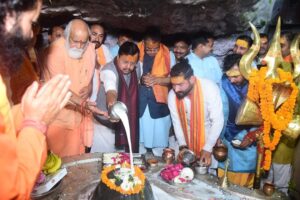 nitin nabin at tapkeshwar temple