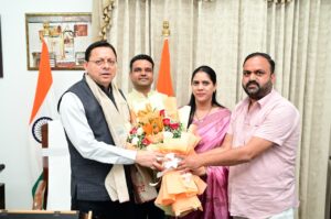 Uttarkashi District Co-operative Bank: जिला सहकारी बैंक के नवनिर्वाचित पदाधिकारियों ने की CM पुष्कर सिंह धामी से मुलाकात, मिला जीत का मंत्र